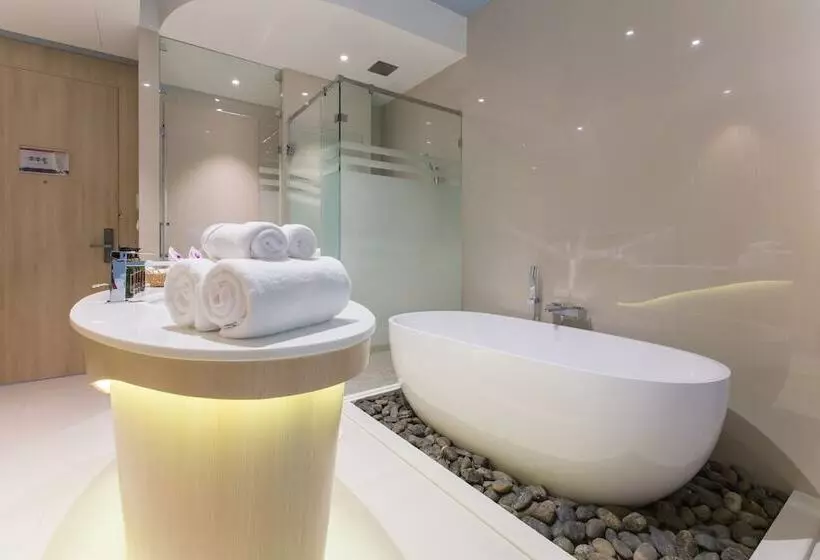 Fotos del hotel Beyond Patong  Sha Extra Plus:  23