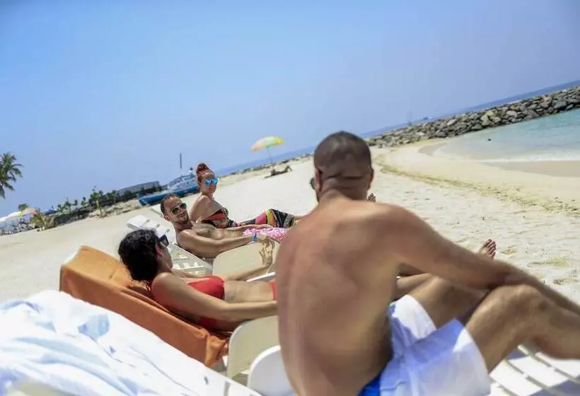 Fotos del hotel Triton Beach Hotel & Spa:  11