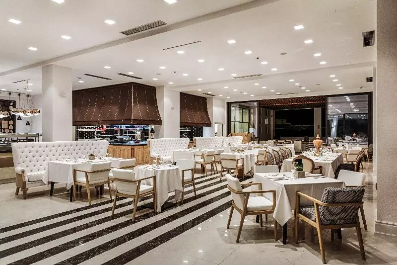Fotos del hotel Abaton Island Resort & Spa:  2
