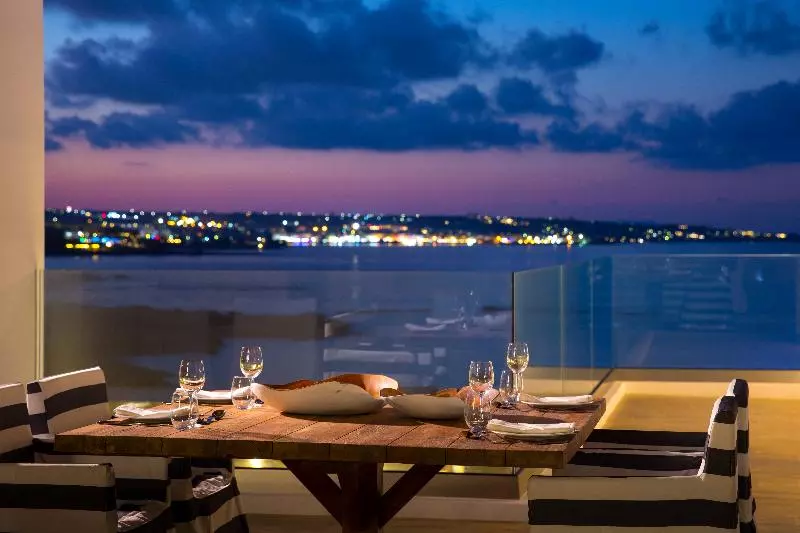 Fotos del hotel Abaton Island Resort & Spa:  11