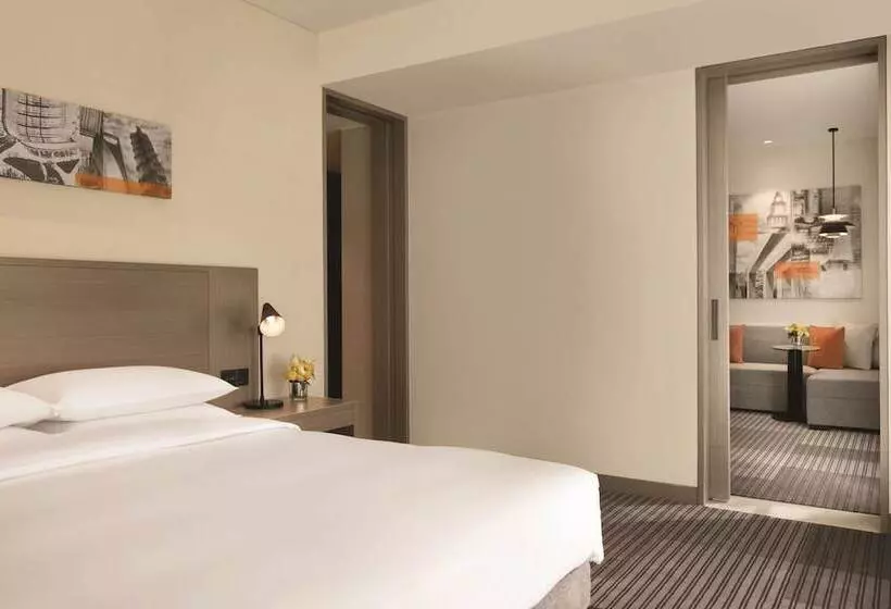 Hyatt Place Shanghai Tianshan Plaza