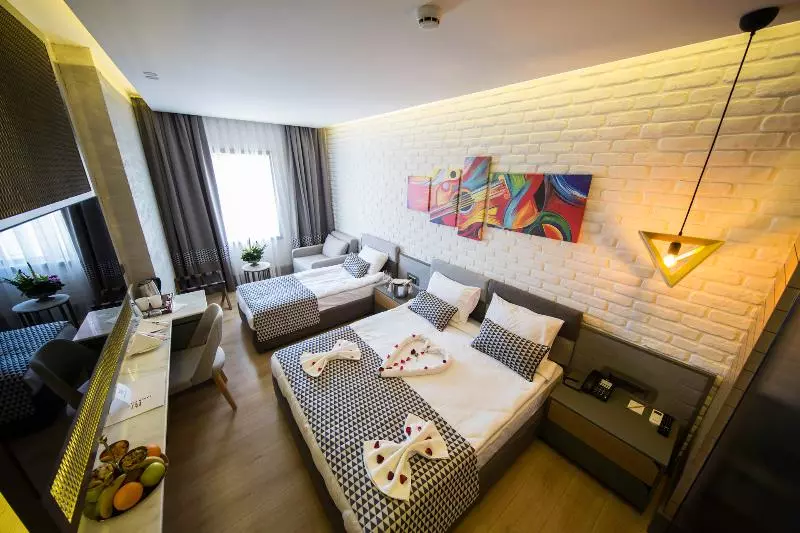 Fotos del hotel Laren Family  & Spa  Boutique Class:  15
