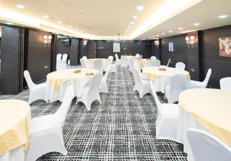 Fotos del hotel Golden Bujari Al-dhahran -:  38
