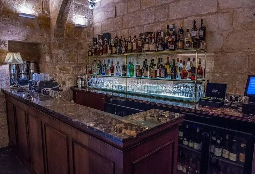Fotos del hotel Palais Le Brun:  14