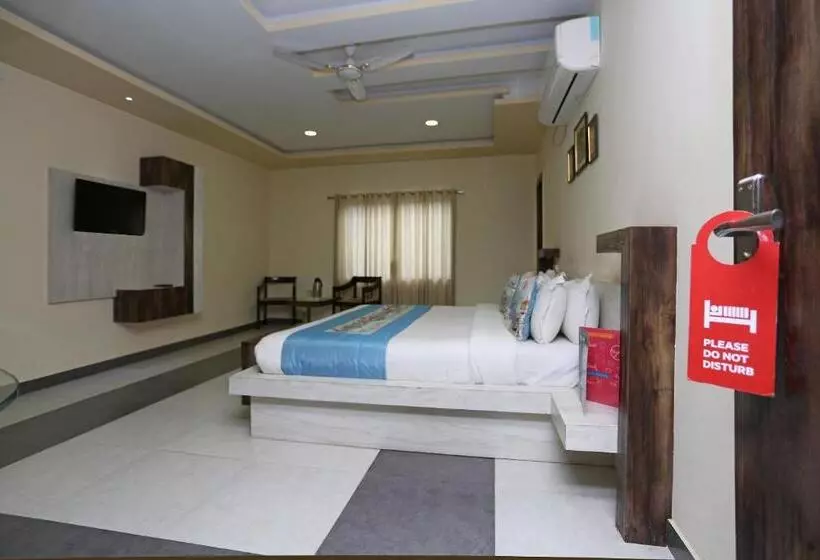 Fotos del hotel Collection O 9204  Anant Palace:  25