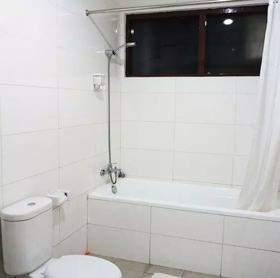 Fotos del hotel Urooms Senopati:  5
