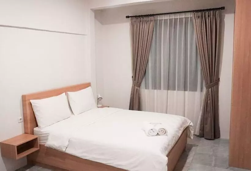 Fotos del hotel Urooms Senopati:  4
