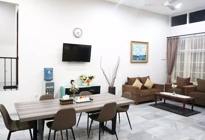 Fotos del hotel Urooms Senopati:  14