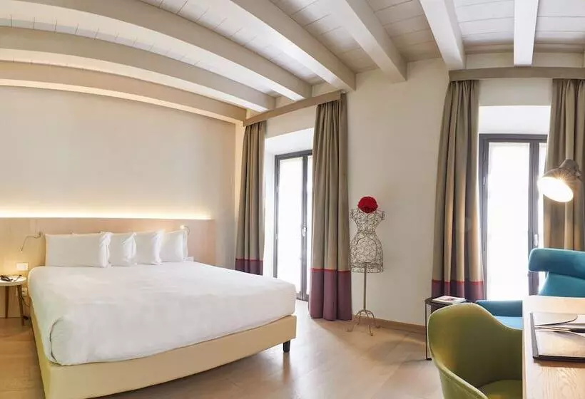 Fotos del hotel Savona 18 Suites:  10