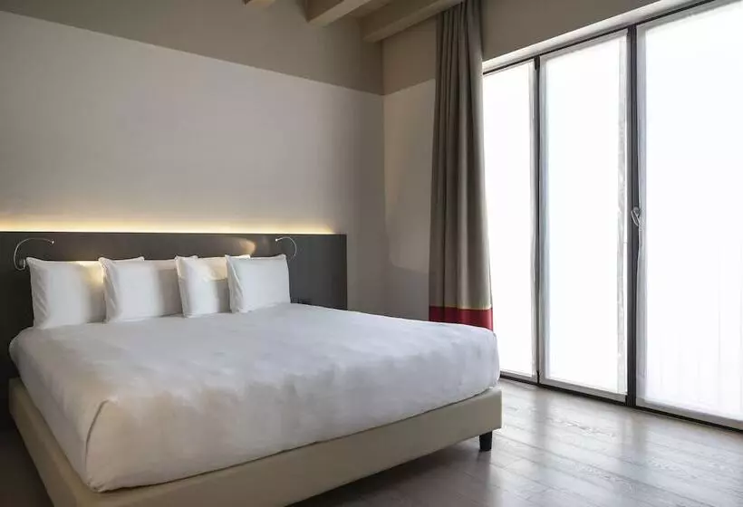 Fotos del hotel Savona 18 Suites:  19