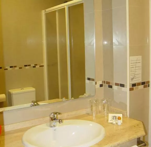 Fotos del hotel Hostal Don Julio:  6