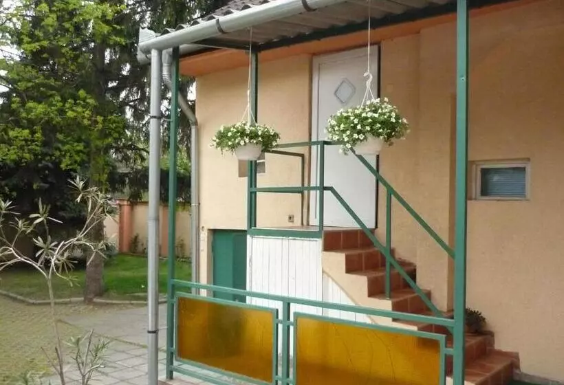Fotos del hotel Jáde Panzió:  7