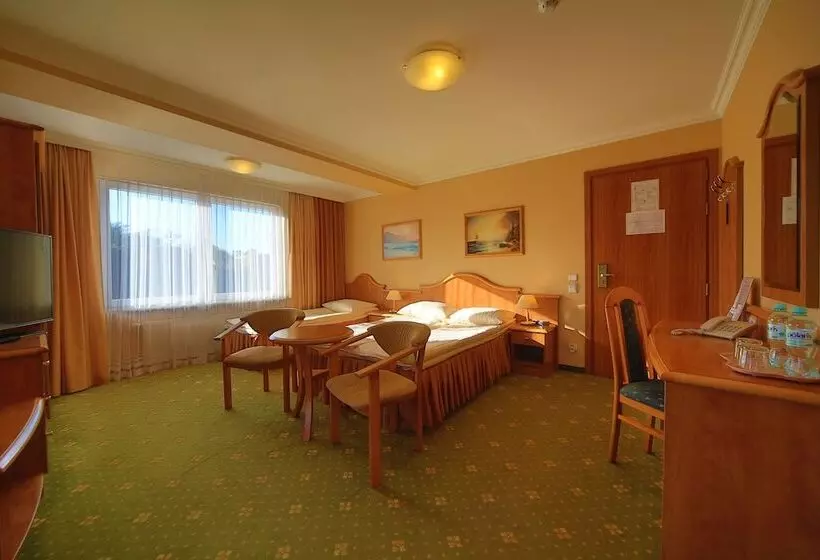 Fotos del hotel Polaris Iii:  18