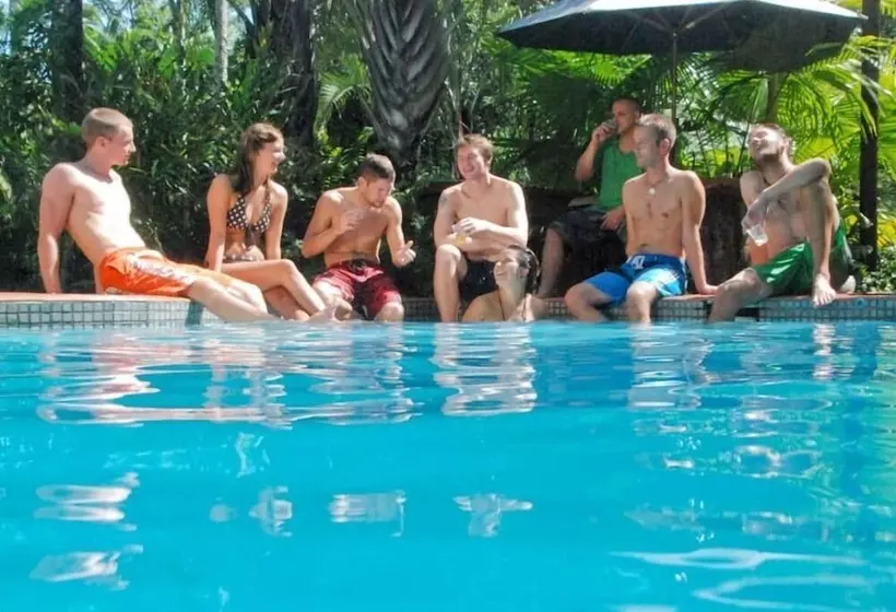 Fotos del hotel Dougies Backpackers Resort:  4