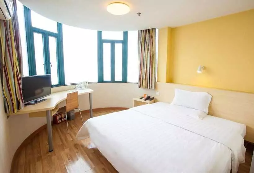 Fotos del hotel 7days Inn Guangzhou Panyu Shiqiao:  11
