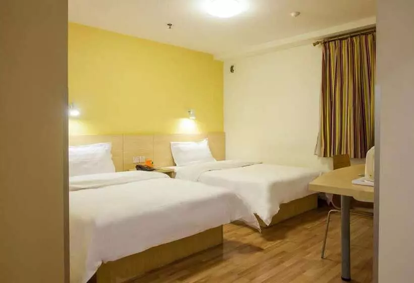 Fotos del hotel 7days Inn Guangzhou Panyu Shiqiao:  5