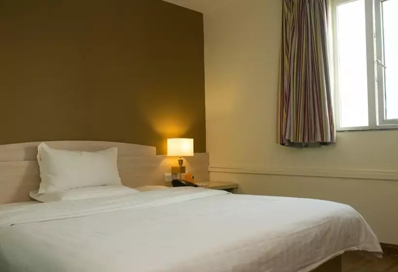 Fotos del hotel 7days Inn Guangzhou Panyu Shiqiao:  14