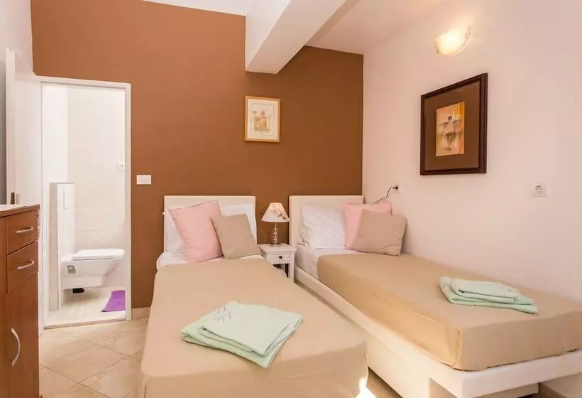 Fotos del hotel Guest House ?uk:  18
