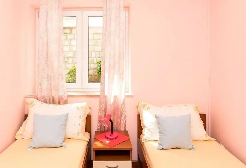 Fotos del hotel Guest House ?uk:  15