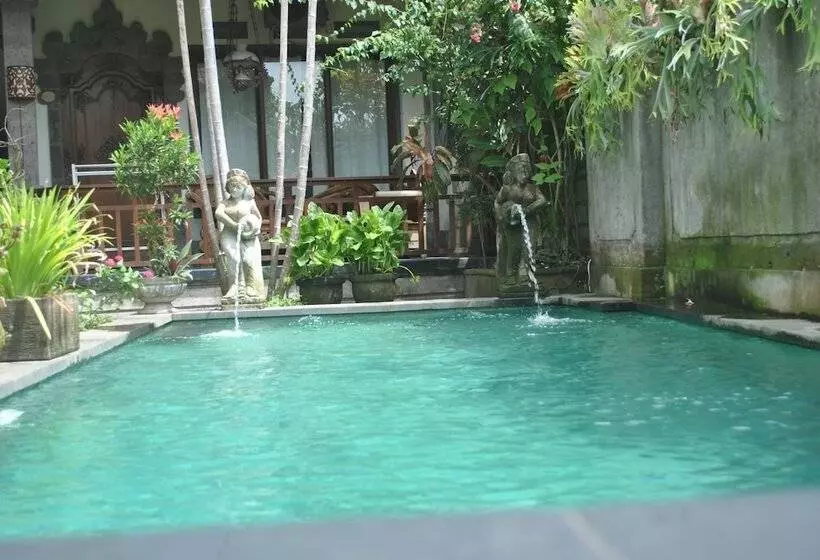 Fotos del hotel Rumah Roda:  3