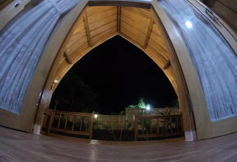 Fotos del hotel Uki Bungalow:  5