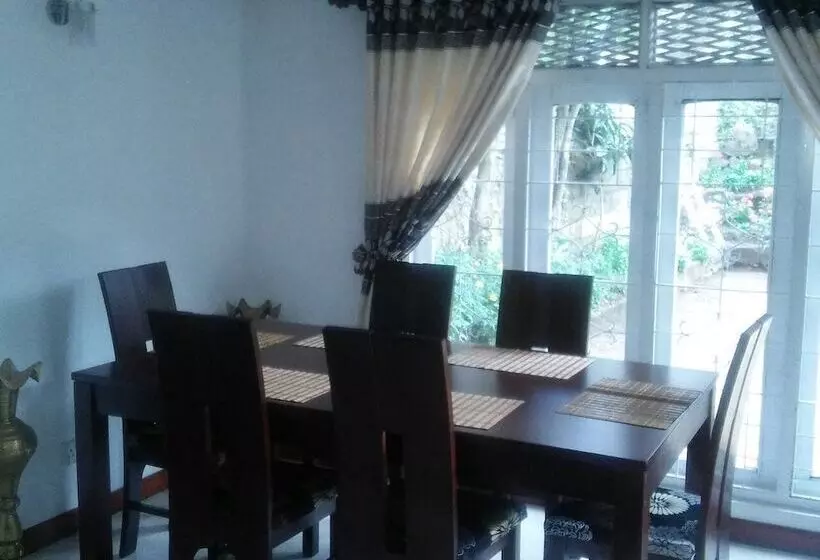 Fotos del hotel The Raspberry Cottage:  23