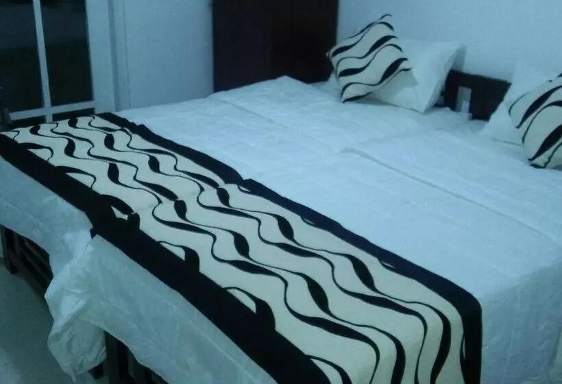 Fotos del hotel The Raspberry Cottage:  7