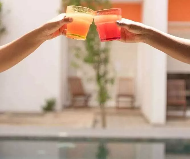 Fotos del hotel J, Unawatuna:  12
