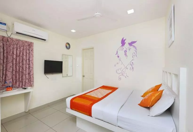 Fotos del hotel Fab Colors Apartment:  15