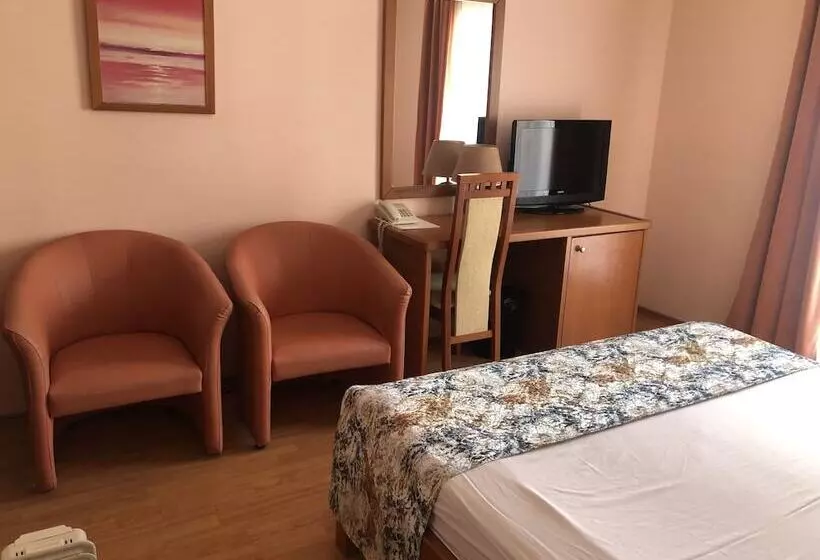 Fotos del hotel Mena:  2