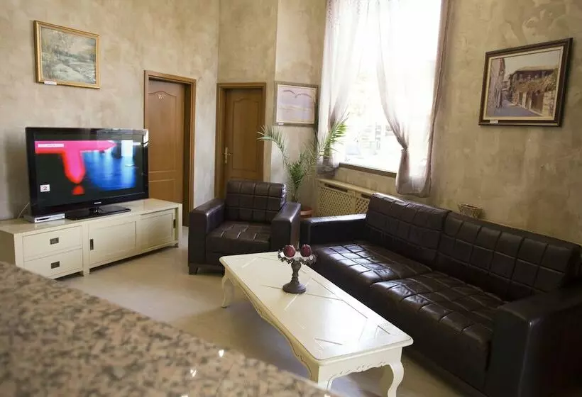 Fotos del hotel Alexander Palace:  3