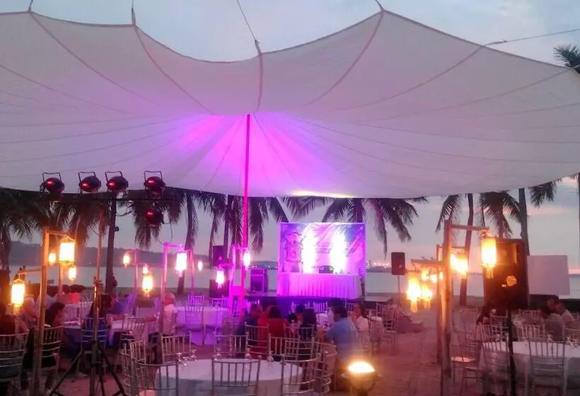 Fotos del hotel Subic Park:  5