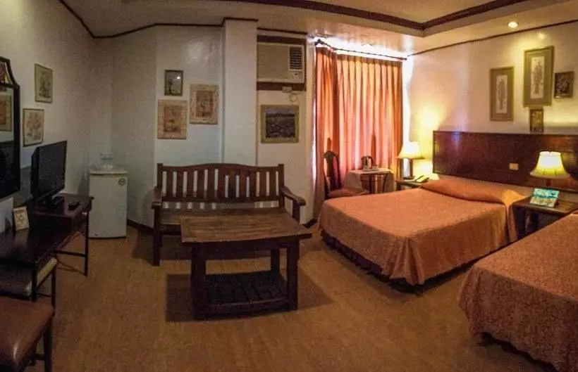 Fotos del hotel Subic Park:  4