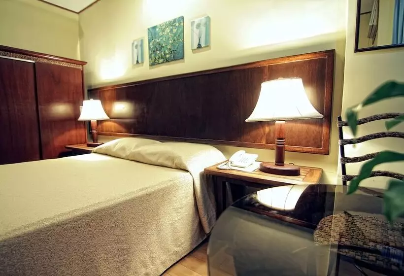 Fotos del hotel Subic Park:  12