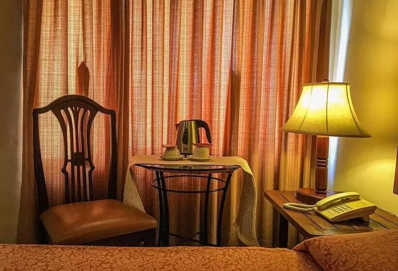 Fotos del hotel Subic Park:  17