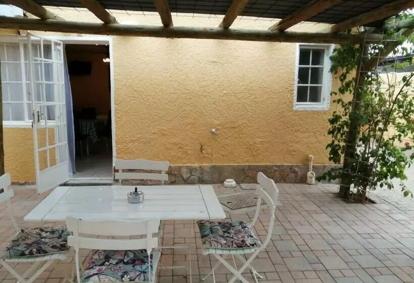 Fotos del hotel Capbon Guesthouse:  5