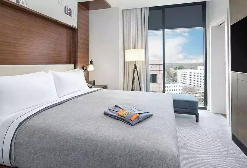 Fotos del hotel Canopy By Hilton Atlanta Midtown:  2