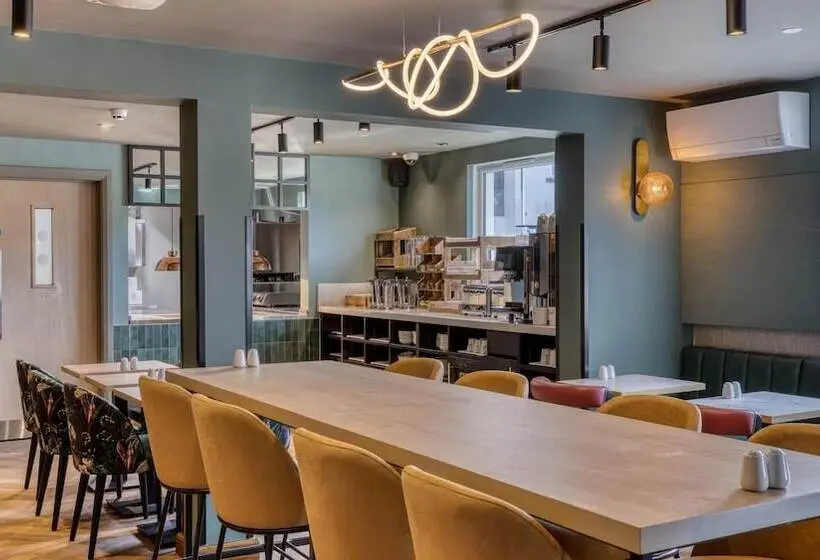 Fotos del hotel Premier Inn Bristol East Emersons Green:  3