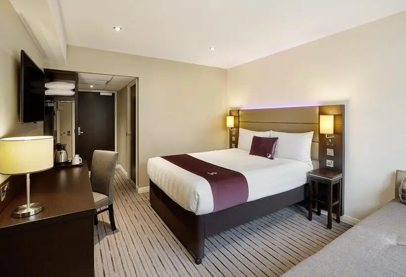 Premier Inn Bristol East Emersons Green