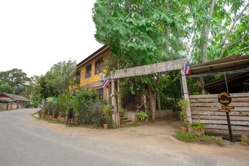 Fotos del hotel Bikers House Chiangmai:  10