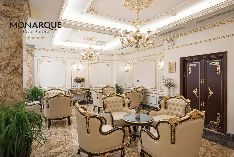 Fotos del hotel Monarque:  2