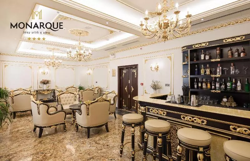 Fotos del hotel Monarque:  3