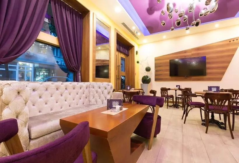 Fotos del hotel City Savoy:  10