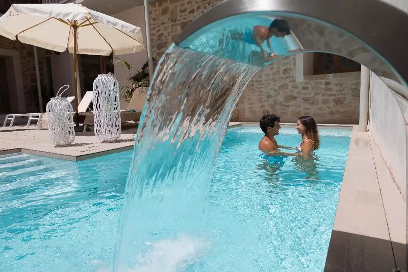 Forum Boutique  & Spa  Adults Only