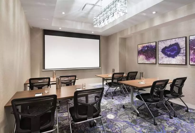 Fotos del hotel Hilton Garden Inn Ottawa Downtown:  13