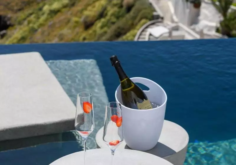 Fotos del hotel Echoes Luxury Suites:  4