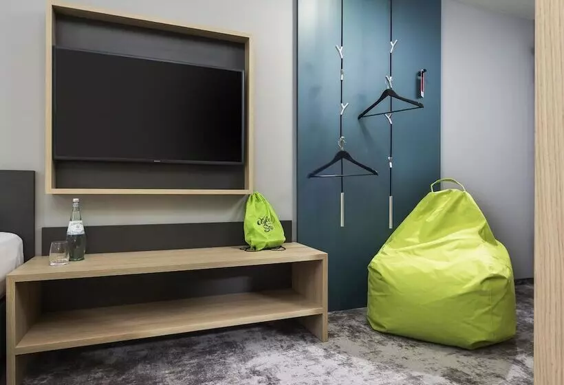 Fotos del hotel Ibis Styles Stuttgart Vaihingen:  16