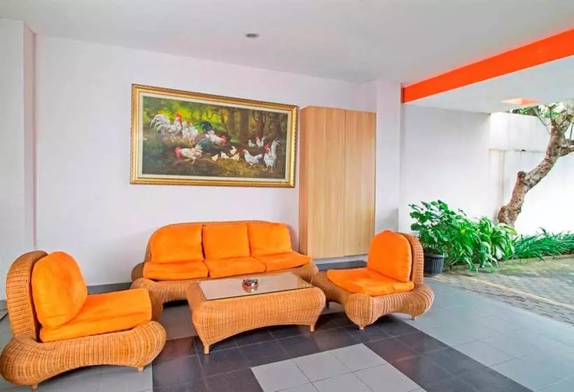 Fotos del hotel Reddoorz Plus Near Itc Fatmawati:  22