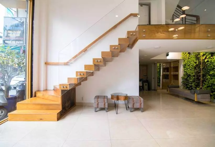 Fotos del hotel Reddoorz Plus Near Saigon Train Station:  25