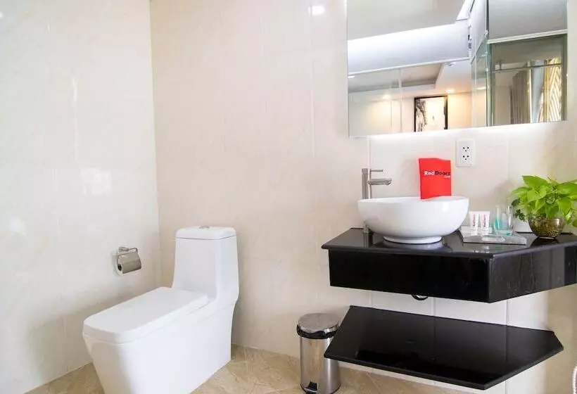 Fotos del hotel Reddoorz Plus Near Saigon Train Station:  4